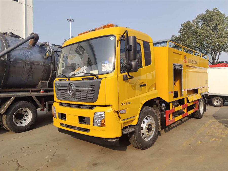 天錦方廂15方清洗吸污車(chē)