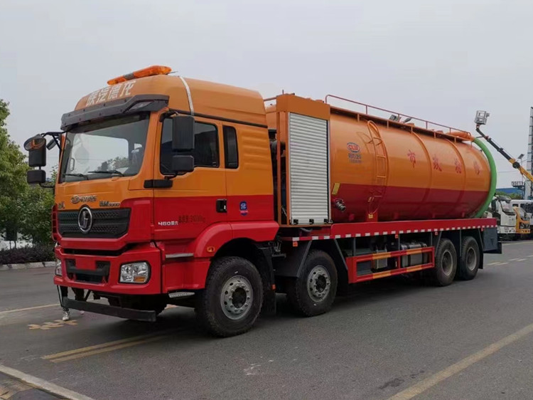 陜汽德龍前四后八33方清洗吸污車(chē)